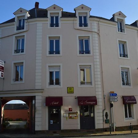Logis Le Bretagne Hotel Sillé-le-Guillaume Buitenkant foto