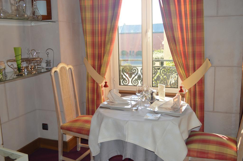 Logis Le Bretagne Hotel Sillé-le-Guillaume Buitenkant foto